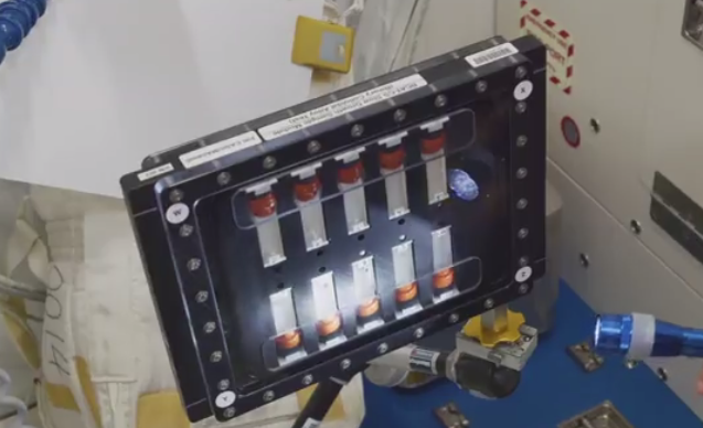 Object floating in a spacecraft