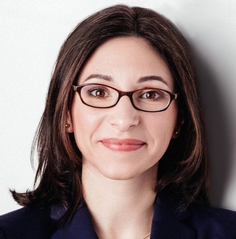 Dressaire Headshot