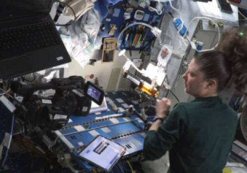 Tracy Dyson conducts experiments in space