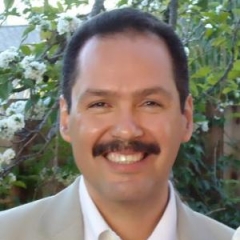 Headshot of Hector Ceniceros